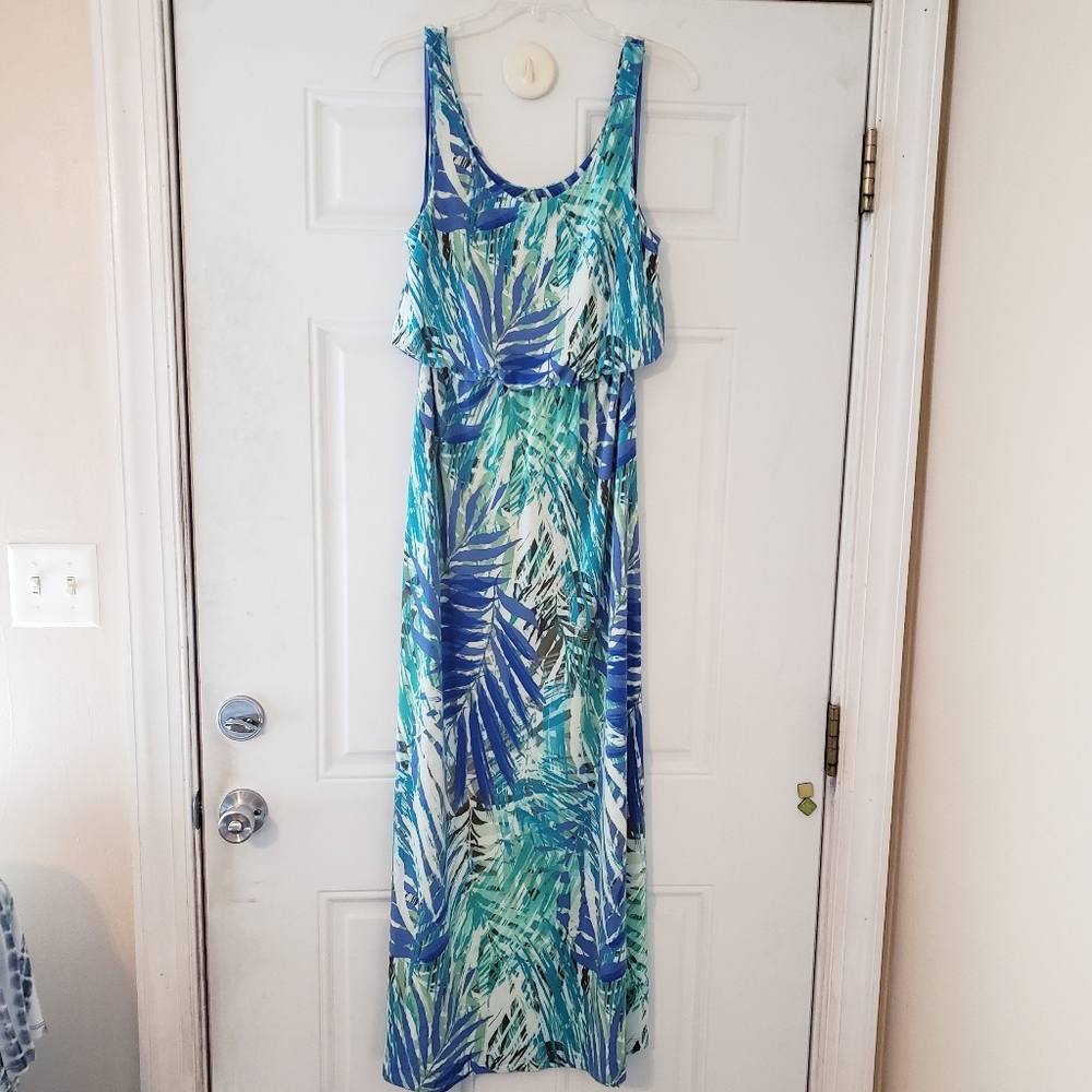 Women's Small tropical print maxi dress